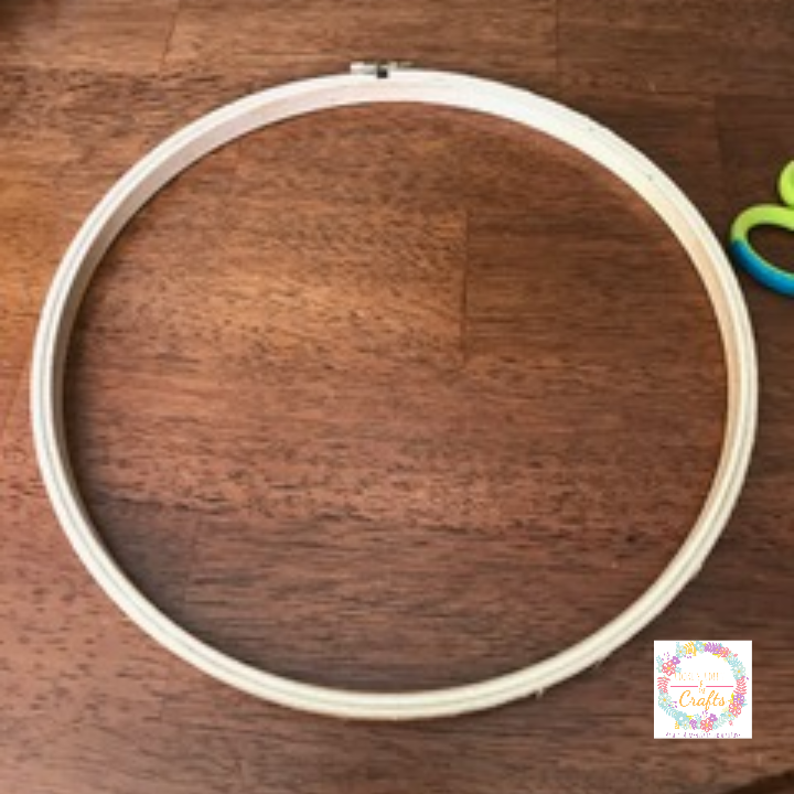 Embroidery Hoop to make the St.Patricks Day Ribbon Wreath
