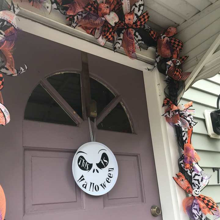 Mesh Garland on the front door for Halloween 