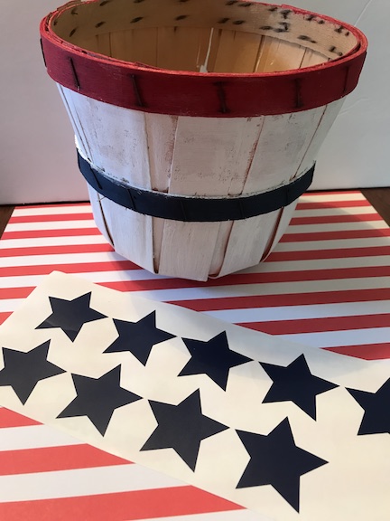 Let's create a patriotic basket for the porch or table decor. Learn how to make the perfect centerpiece or porch decor for the 4th of July. 