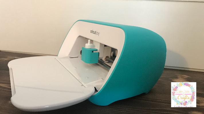 Side View of the Cricut Joy opened 