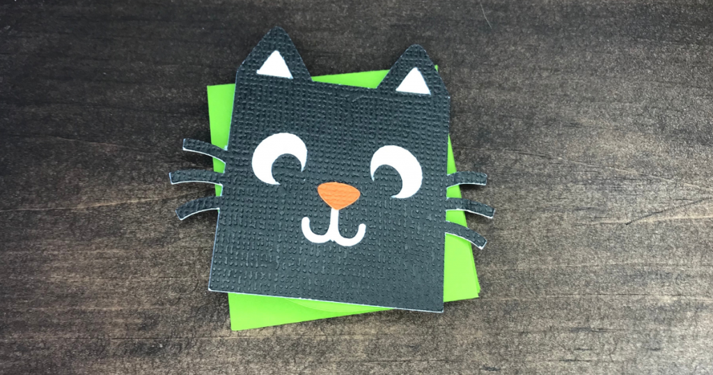 Cat Halloween corner bookmark with Cricut 